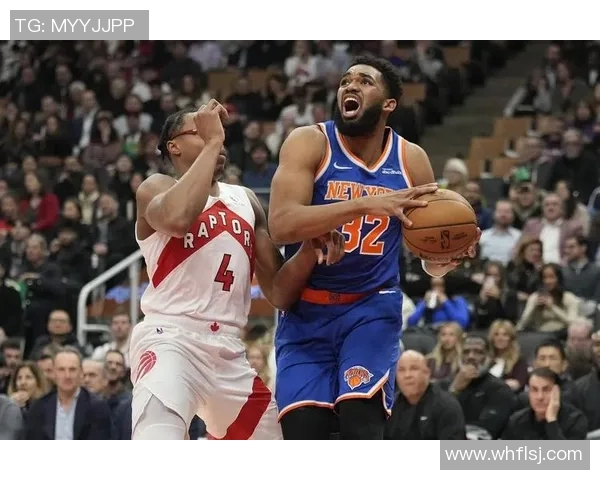 唐斯强势持球突破上篮成功并获得加罚机会展现出色进攻能力