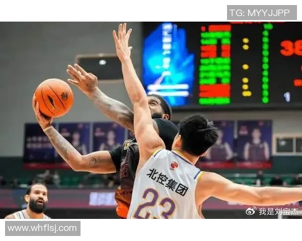 媒体人：山东男篮外援克里斯暂定11月5号左右回到球队