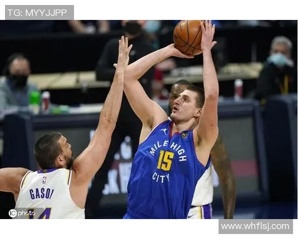 平均每次跳投得分:穆雷1.27分第1 谢泼德1.23分第2 SGA1.22分第3 平均每次跳投得分:穆雷1.27分第1 谢泼德1.23分第2 SGA1.22分第3