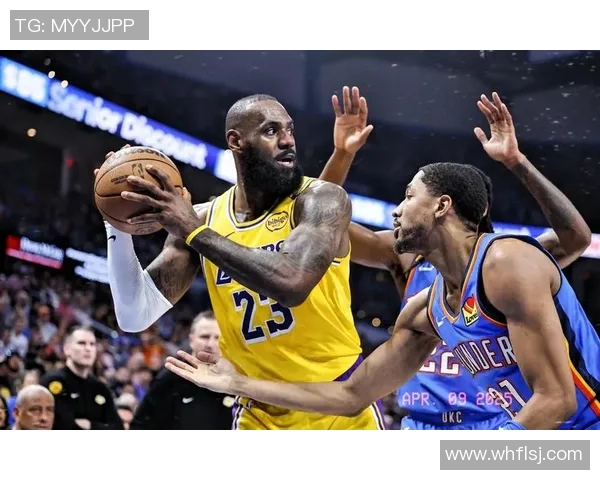 东契奇8失误，湖人末节崩盘！老詹17投17分&双塔4篮板，CC轰27+11